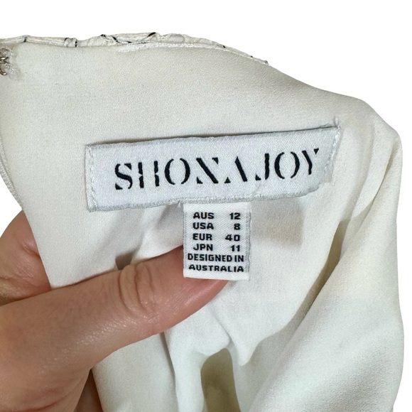 SHONA JOY Lace Handkerchief Hem Fluted Midi Dress - Picture 7 of 11